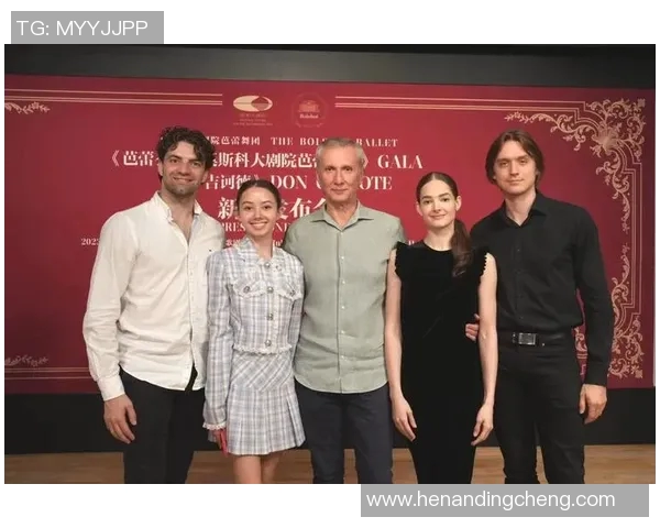 上海足球队崛起之路:从默默无闻到锦标赛的璀璨明星 上海足球队崛起之路:从默默无闻到锦标赛的璀璨明星