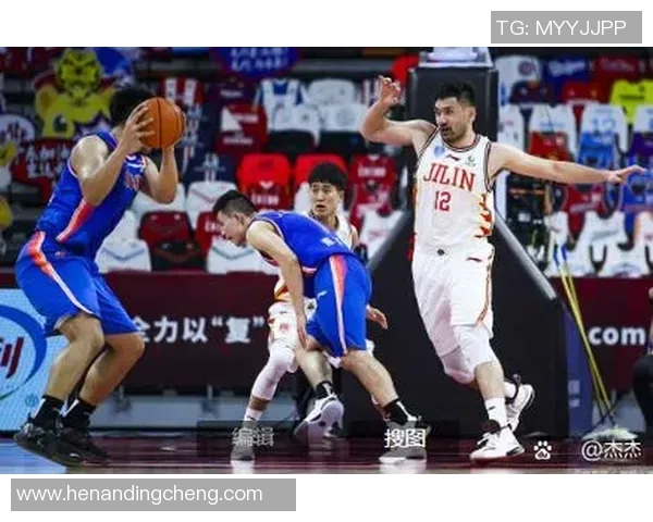 北京篮球队以95分领跑世锦赛积分榜展现强劲实力