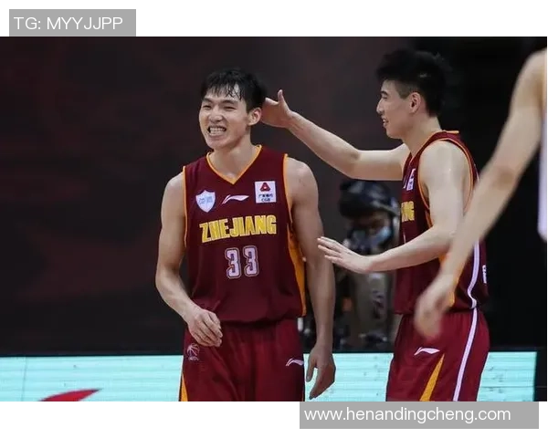 杭州篮球队强势领跑锦标赛积分榜以70分稳居第一 杭州篮球队强势领跑锦标赛积分榜以70分稳居第一