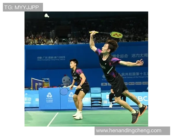 羽毛球专题：深入探讨上海羽毛球队默契配合与战术协作的成功之道